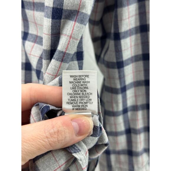 Sonoma men’s L plaid long sleeve Button up - Picture 4 of 8